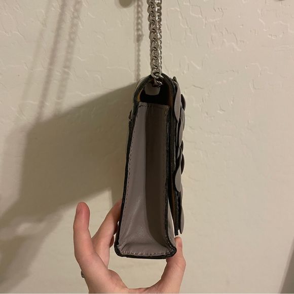 NWT Patricia Nash Petals Leather Crossbody Stone Grey - Picture 8 of 11